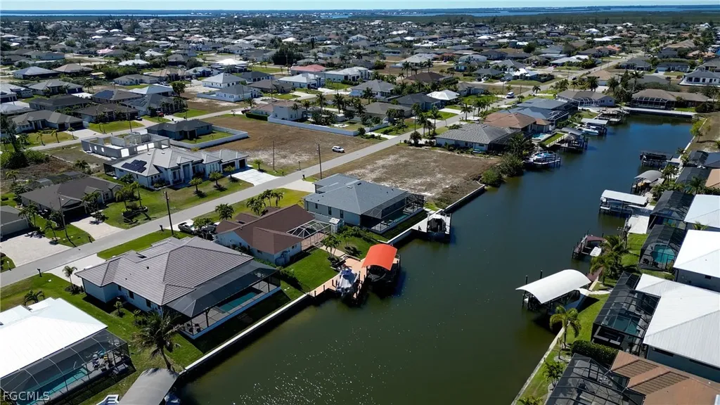 3327 NW 2nd Street Cape Coral FL 33993