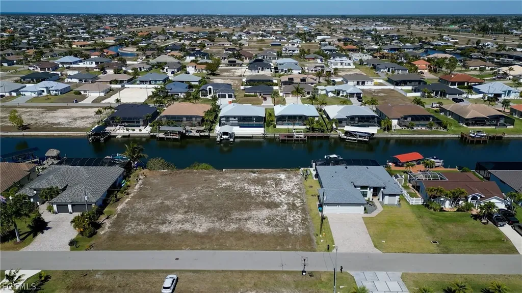 3327 NW 2nd Street Cape Coral FL 33993