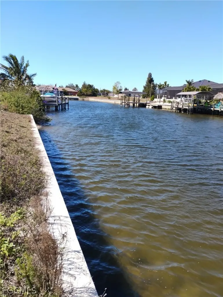 3327 NW 2nd Street Cape Coral FL 33993