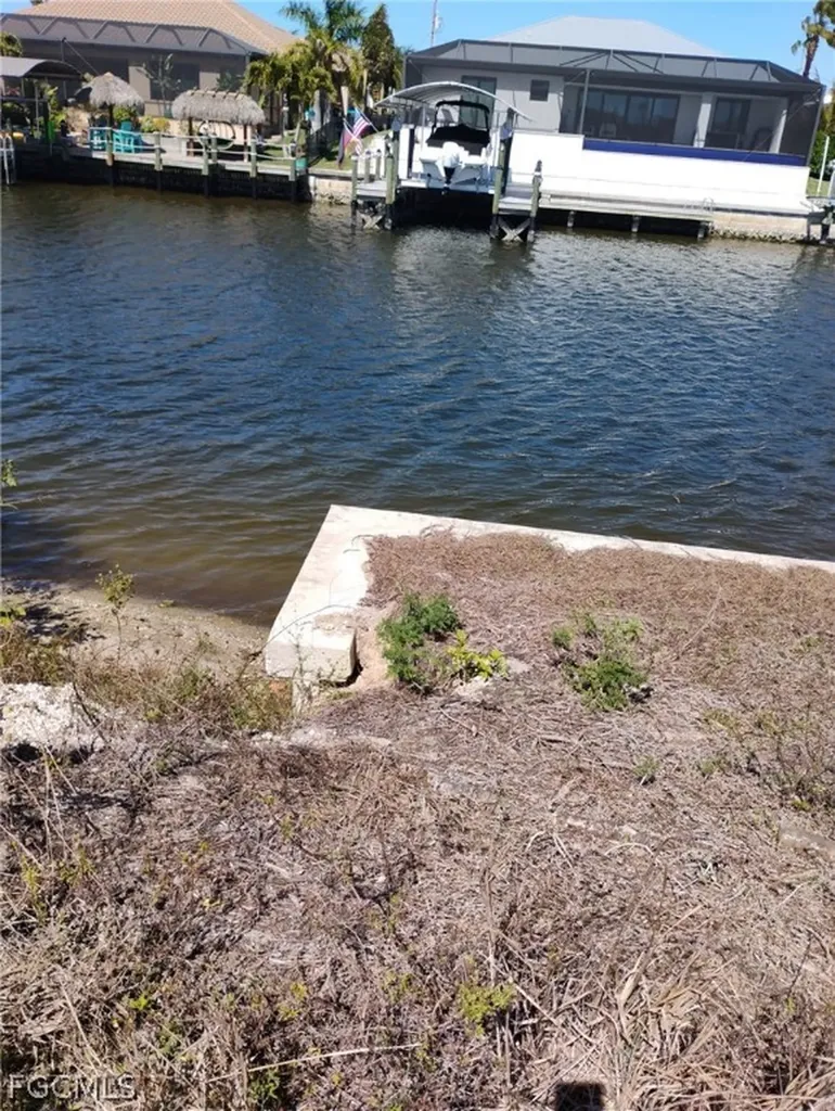 3327 NW 2nd Street Cape Coral FL 33993