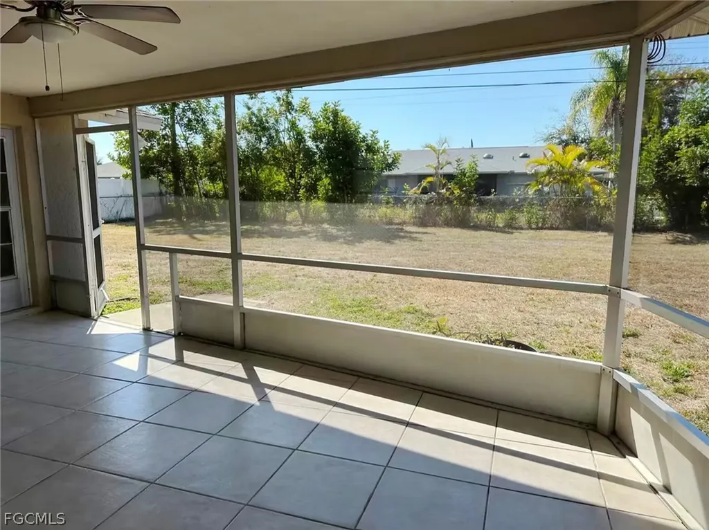 214 SE 7th Street Cape Coral FL 33990