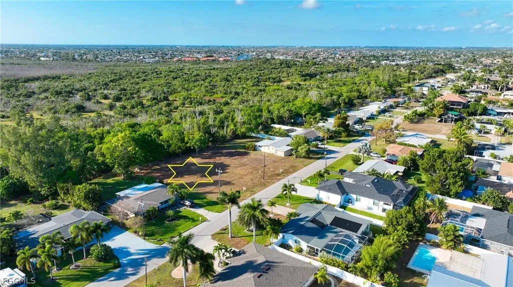 5842 SW 1st Court Cape Coral FL 33914