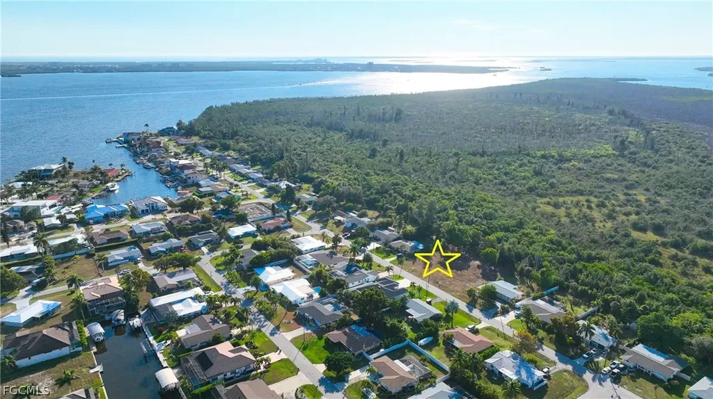 5842 SW 1st Court Cape Coral FL 33914