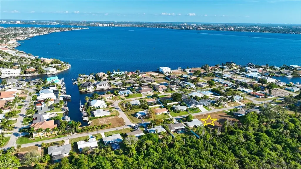 5842 SW 1st Court Cape Coral FL 33914