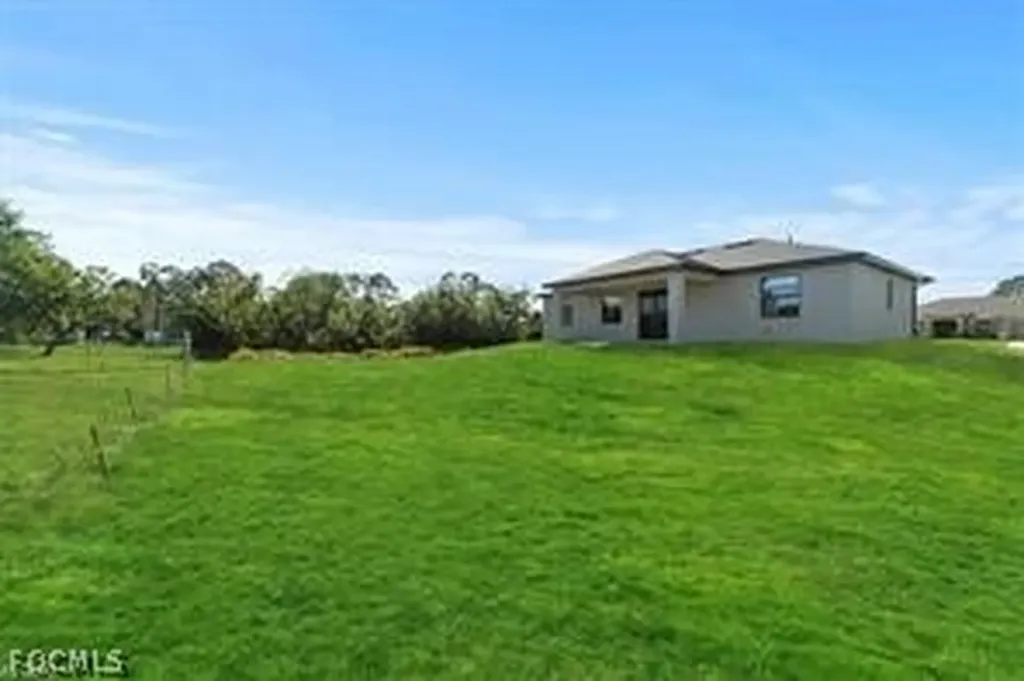 5306 Lee Street Lehigh Acres FL 33971
