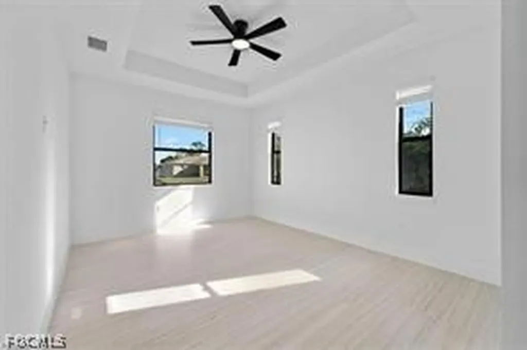5306 Lee Street Lehigh Acres FL 33971