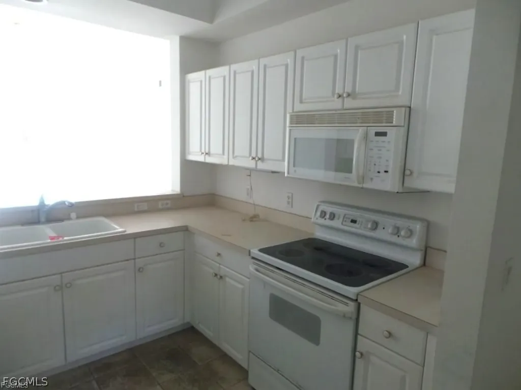 14310 Bristol Bay Place Fort Myers FL 33912