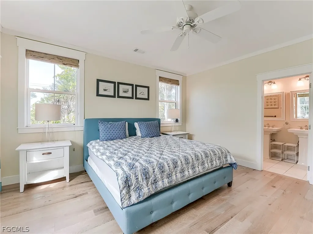 1550 Centre Street Sanibel FL 33957