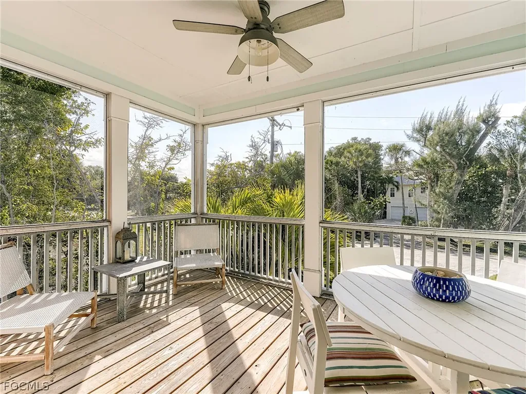 1550 Centre Street Sanibel FL 33957