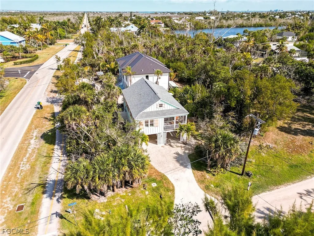 1550 Centre Street Sanibel FL 33957