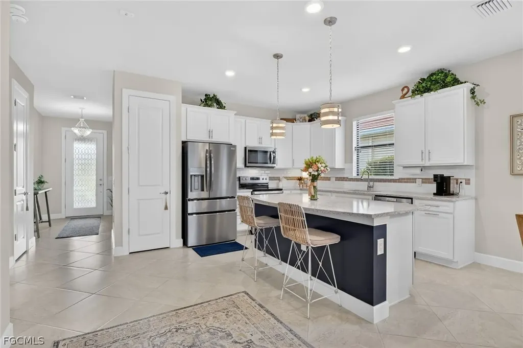 16133 Palmetto Prairie Drive Alva FL 33920