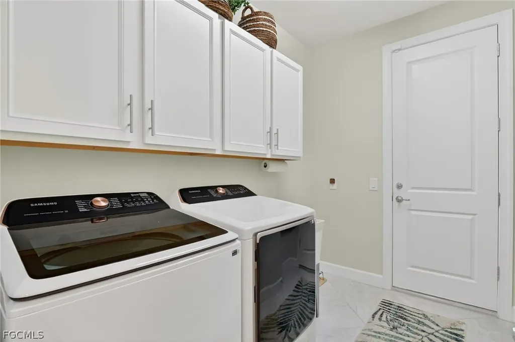 16133 Palmetto Prairie Drive Alva FL 33920