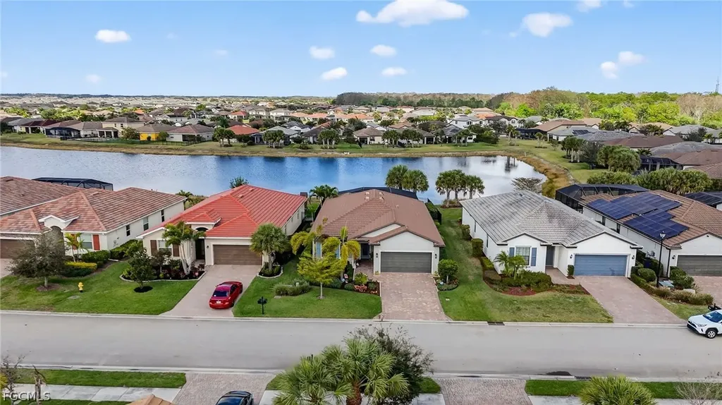 16133 Palmetto Prairie Drive Alva FL 33920