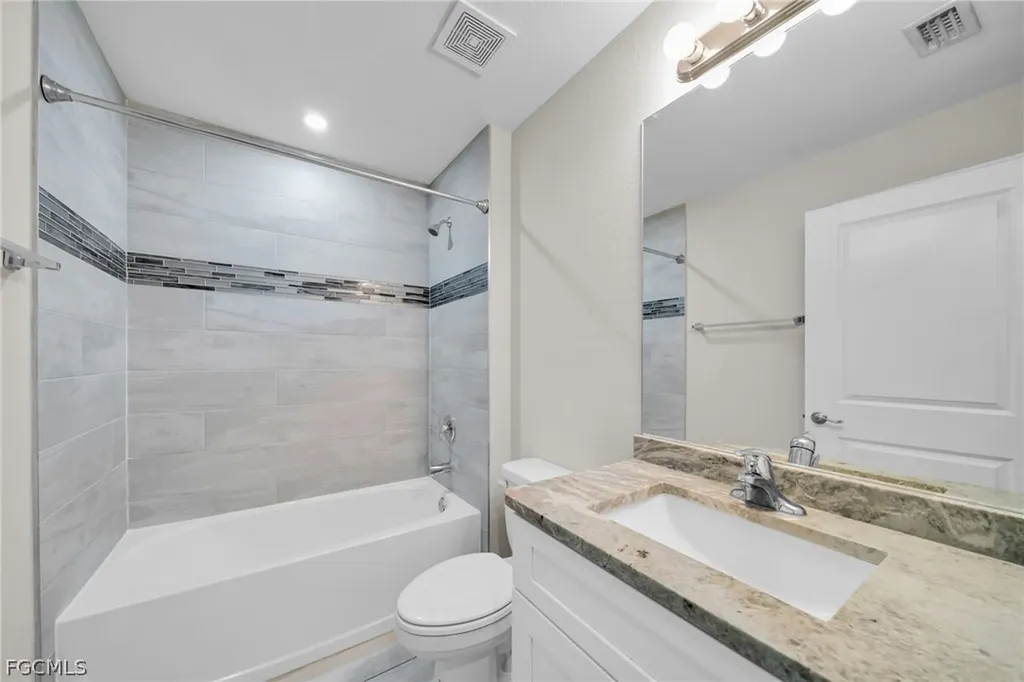 4326 NE 24th Place Cape Coral FL 33909