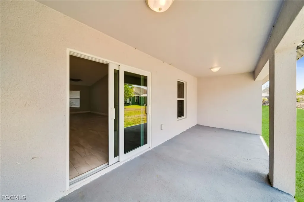 4326 NE 24th Place Cape Coral FL 33909