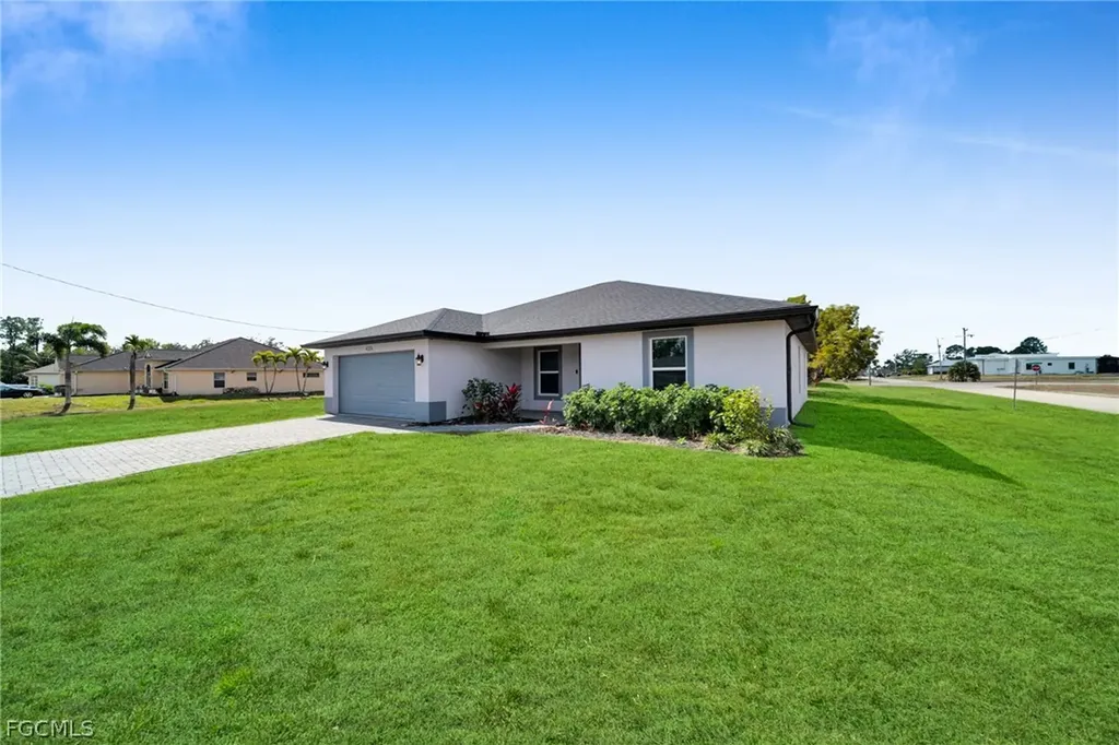 4326 NE 24th Place Cape Coral FL 33909