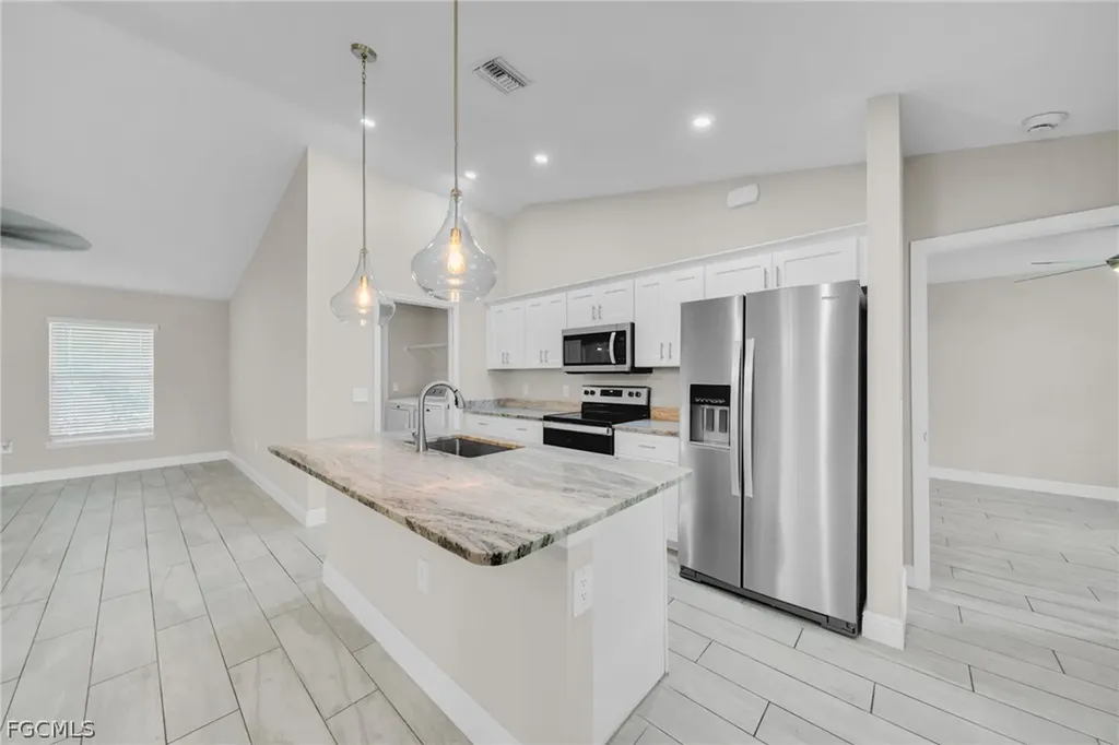 4326 NE 24th Place Cape Coral FL 33909