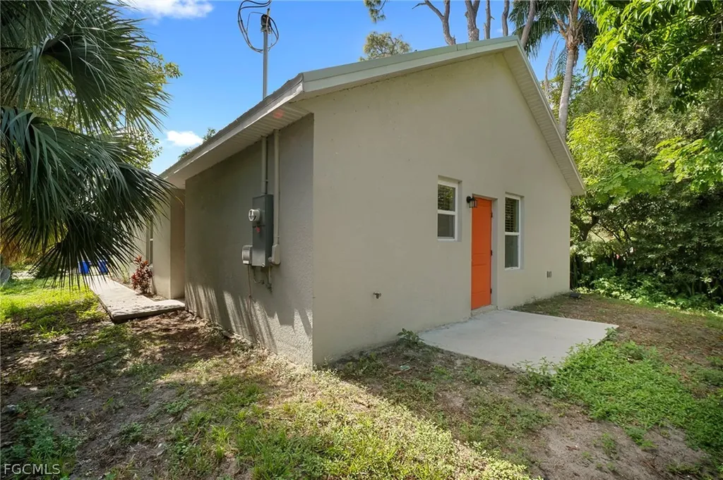 3309 Armstrong Court Fort Myers FL 33916