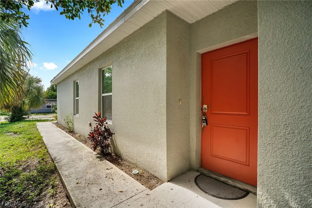 3309 Armstrong Court Fort Myers FL 33916