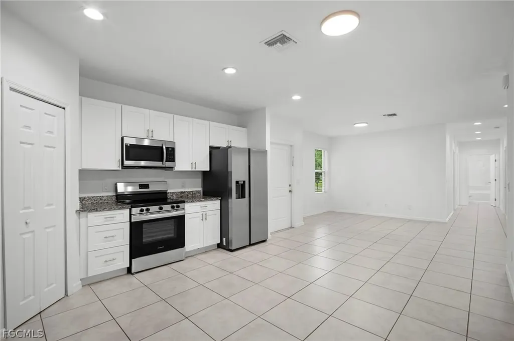 3309 Armstrong Court Fort Myers FL 33916