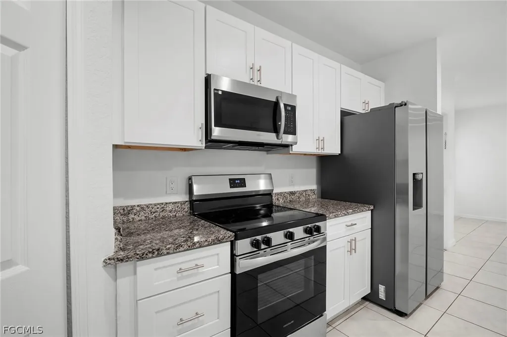 3309 Armstrong Court Fort Myers FL 33916