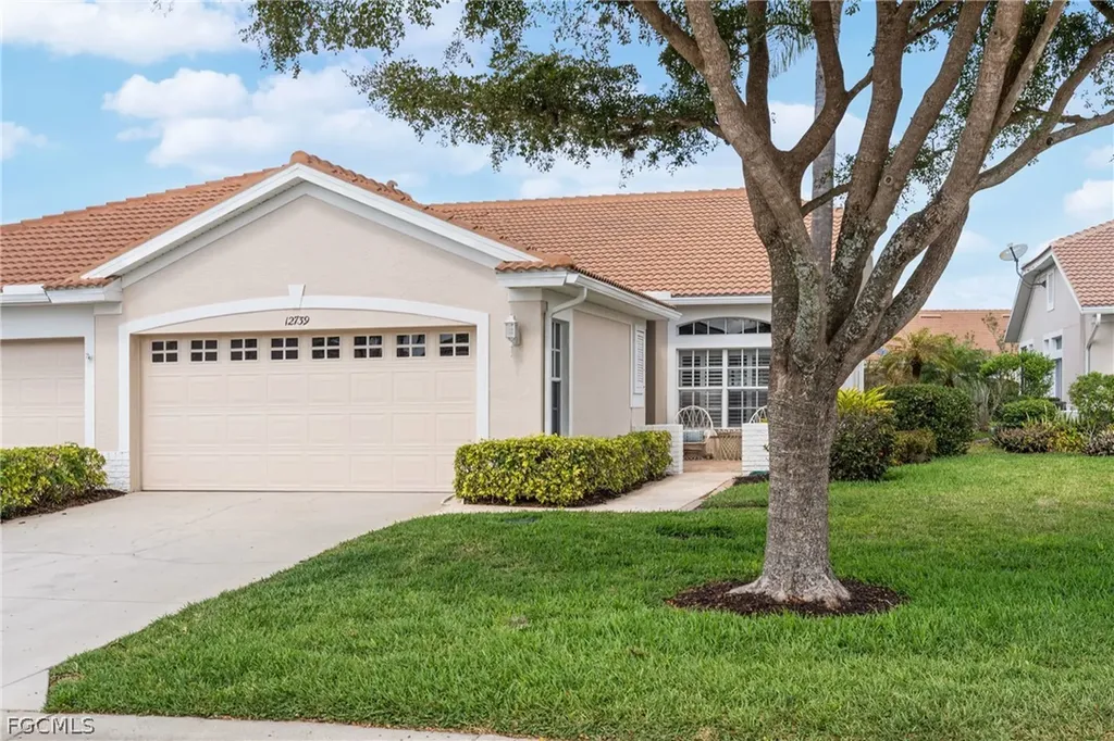 12739 Devonshire Lakes Circle Fort Myers FL 33913