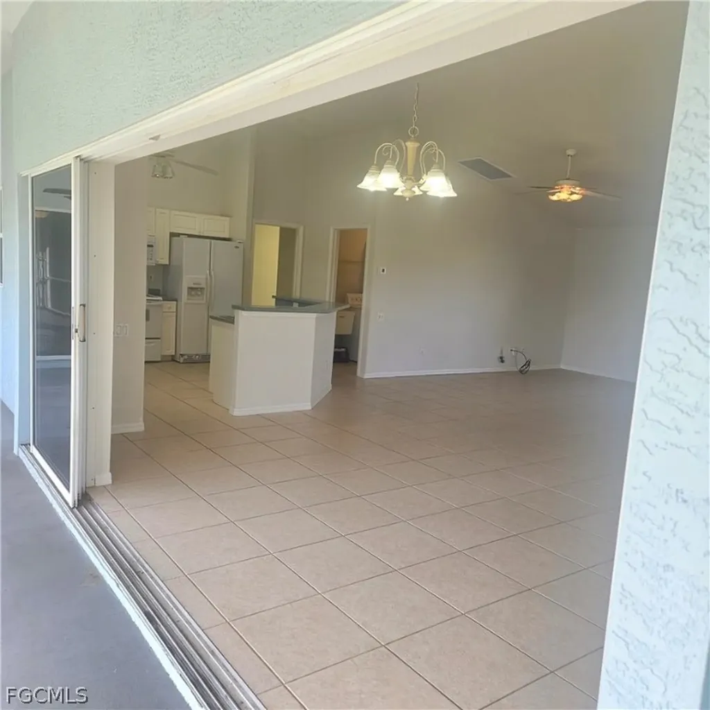 3315 SW 8th Court Cape Coral FL 33914