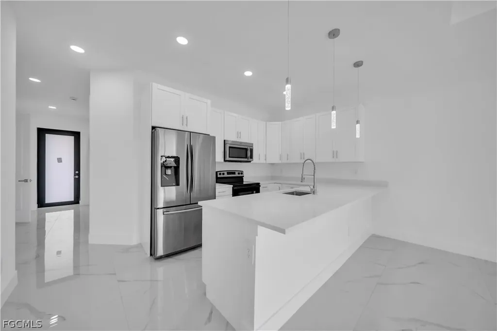 2101-2103 Unice Avenue N Lehigh Acres FL 33971