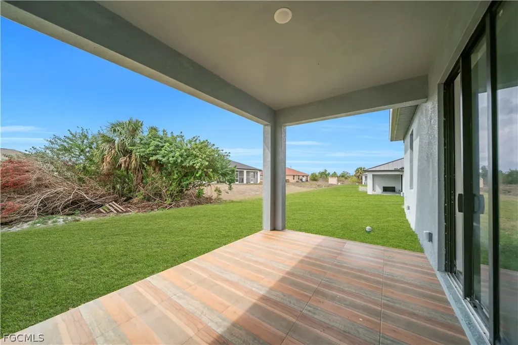 2101-2103 Unice Avenue N Lehigh Acres FL 33971