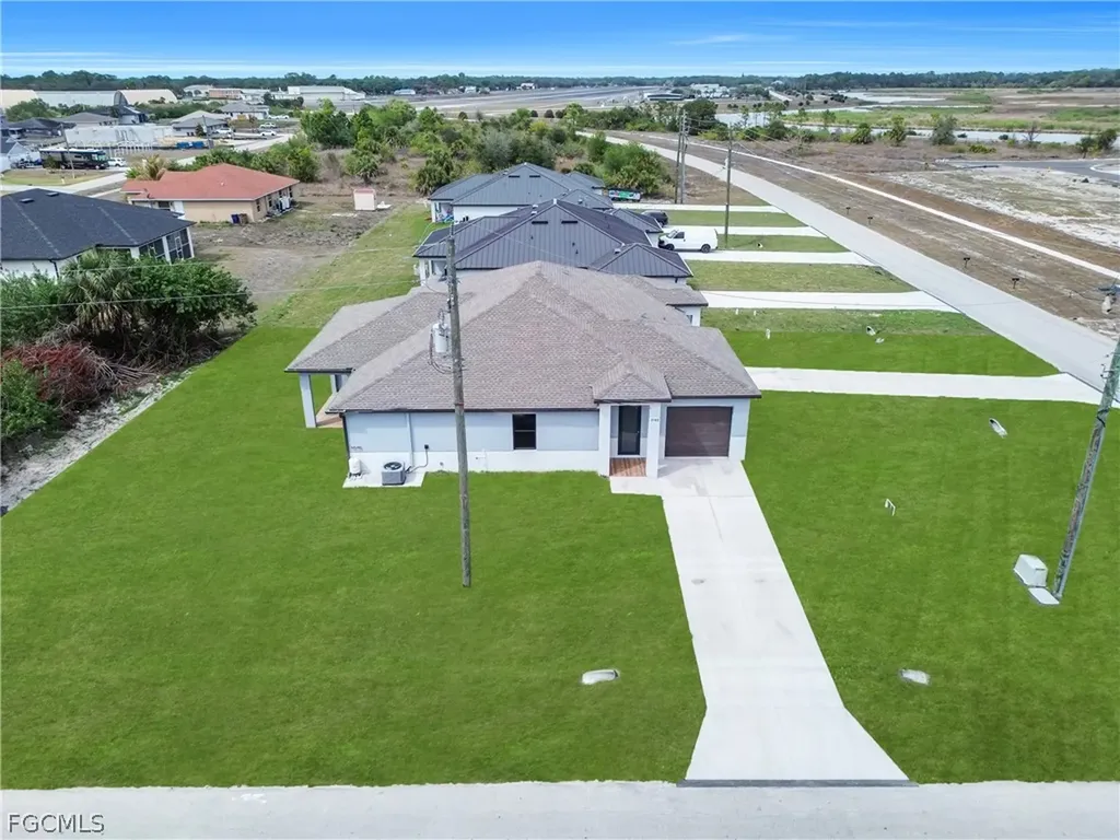 2101-2103 Unice Avenue N Lehigh Acres FL 33971