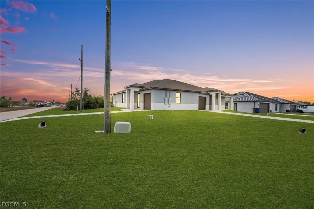 2101-2103 Unice Avenue N Lehigh Acres FL 33971