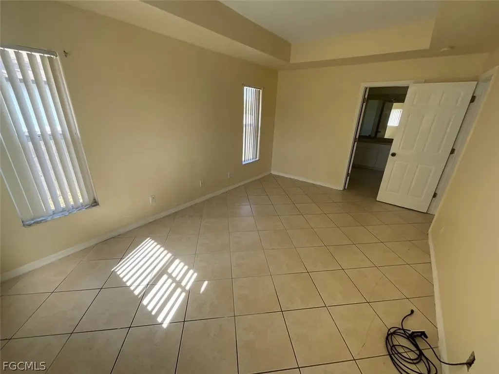 4005 1st Street SW Lehigh Acres FL 33976