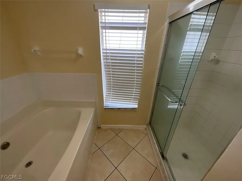 4005 1st Street SW Lehigh Acres FL 33976