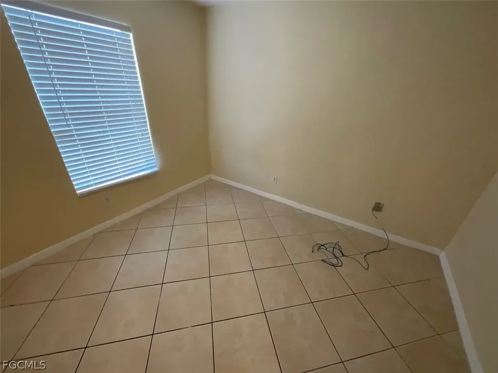 4005 1st Street SW Lehigh Acres FL 33976