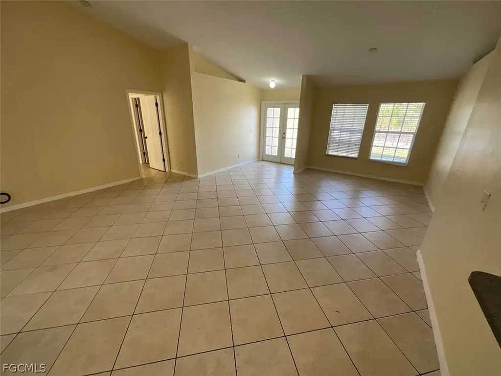 4005 1st Street SW Lehigh Acres FL 33976