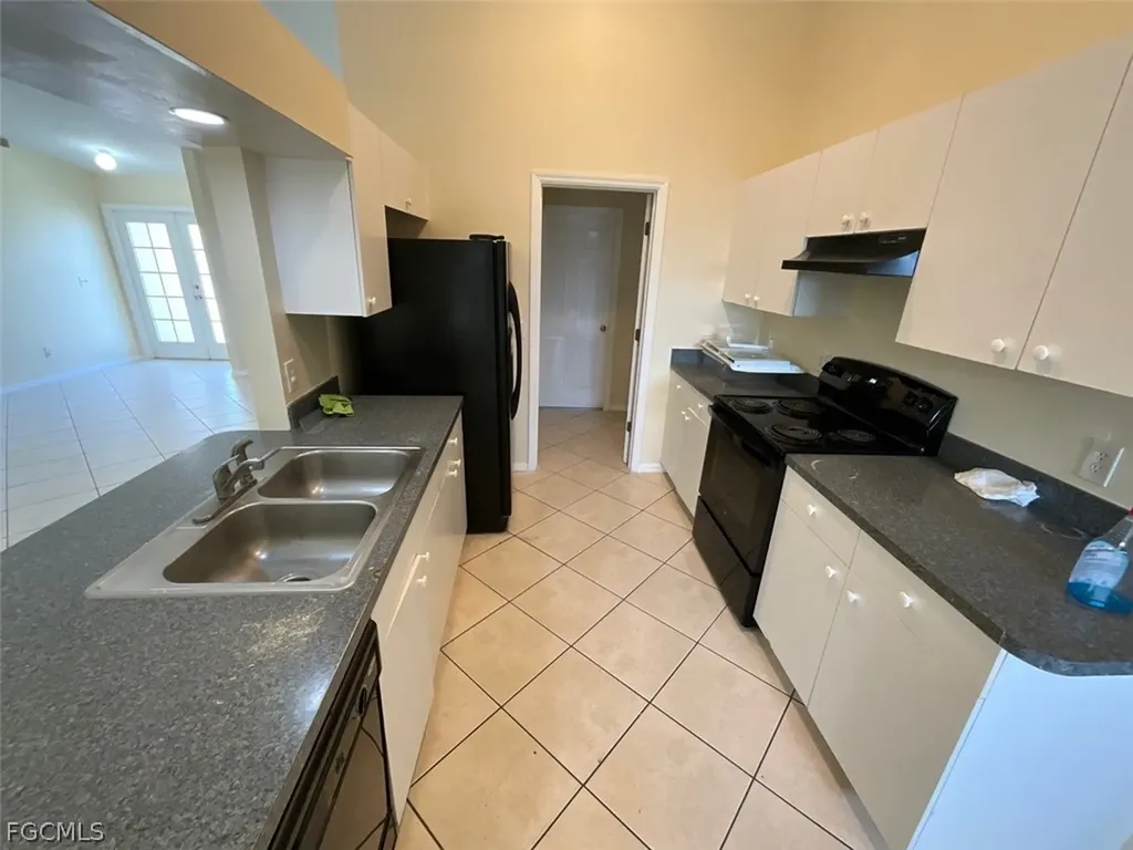 4005 1st Street SW Lehigh Acres FL 33976
