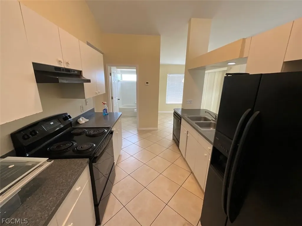 4005 1st Street SW Lehigh Acres FL 33976