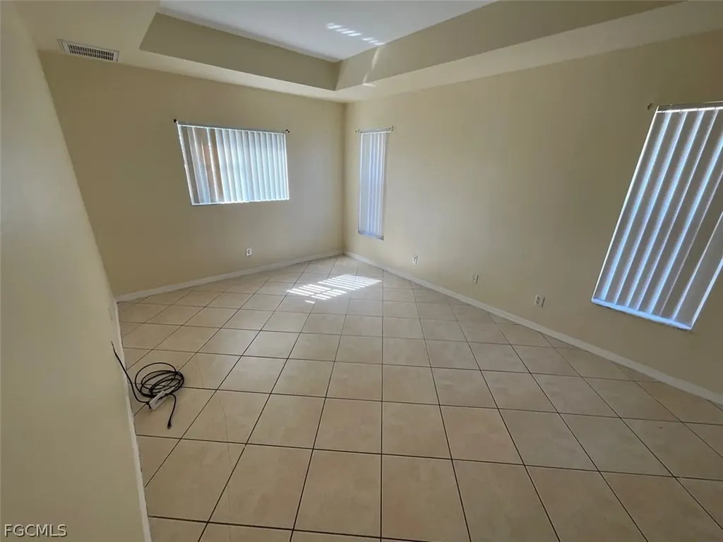 4005 1st Street SW Lehigh Acres FL 33976