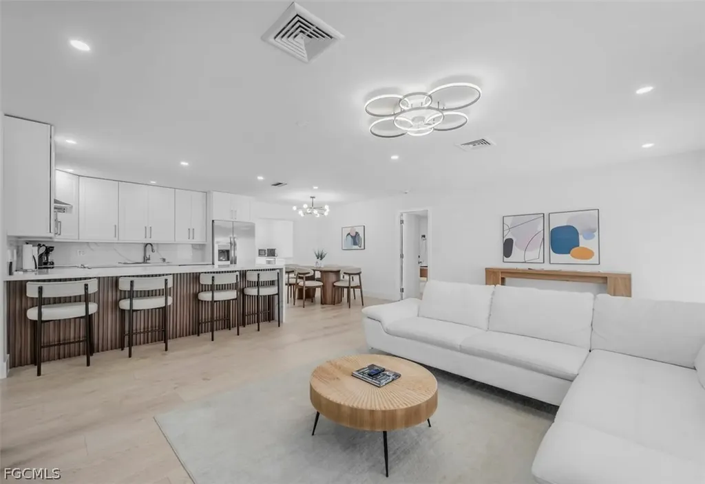 4625 Forest Glen Drive North Fort Myers FL 33903