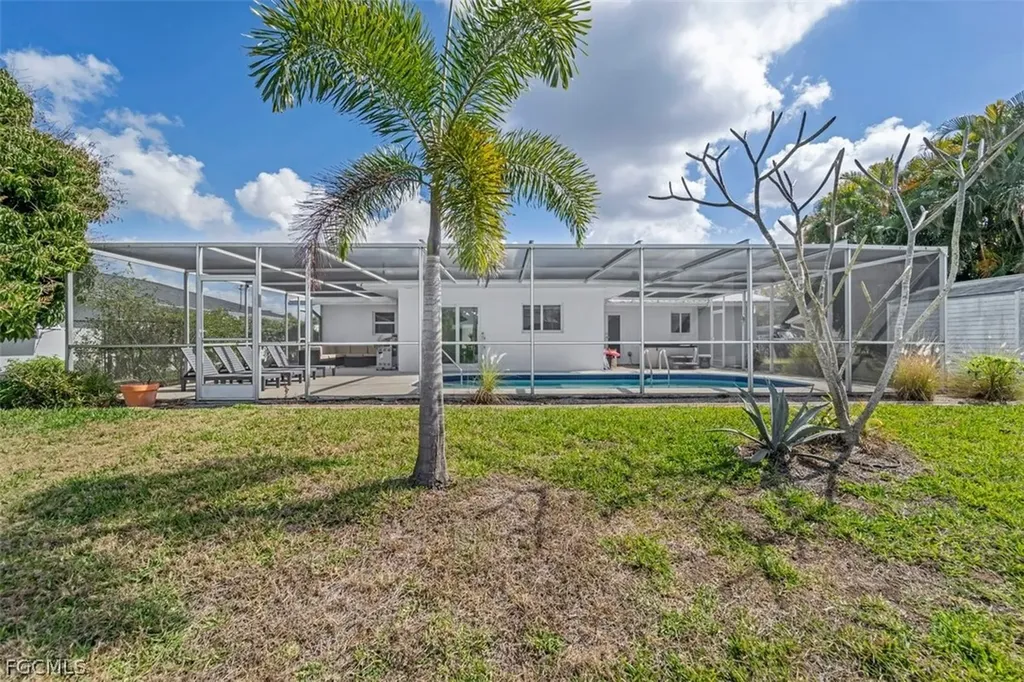 4625 Forest Glen Drive North Fort Myers FL 33903