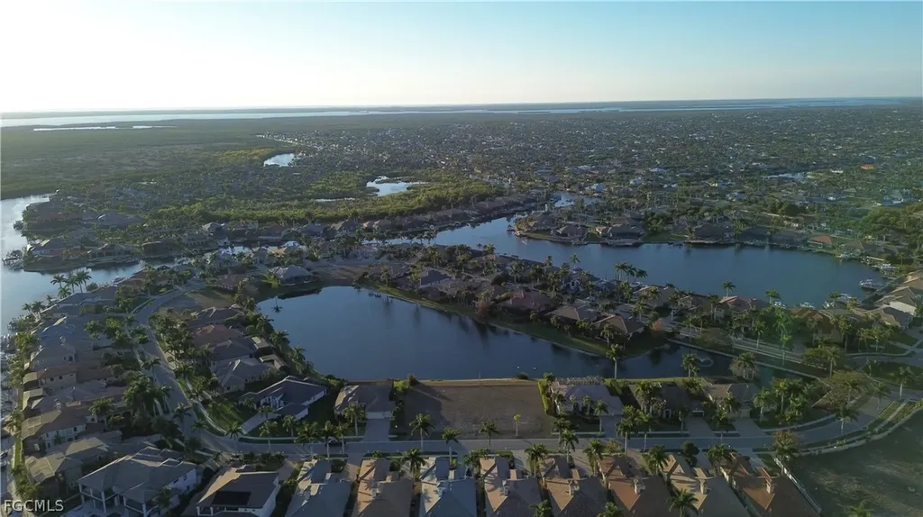 5808 Harbour Circle Cape Coral FL 33914