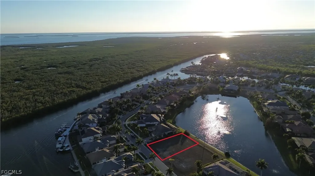 5808 Harbour Circle Cape Coral FL 33914