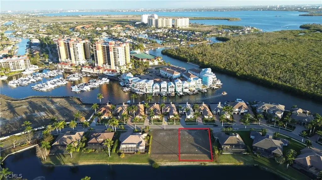 5808 Harbour Circle Cape Coral FL 33914