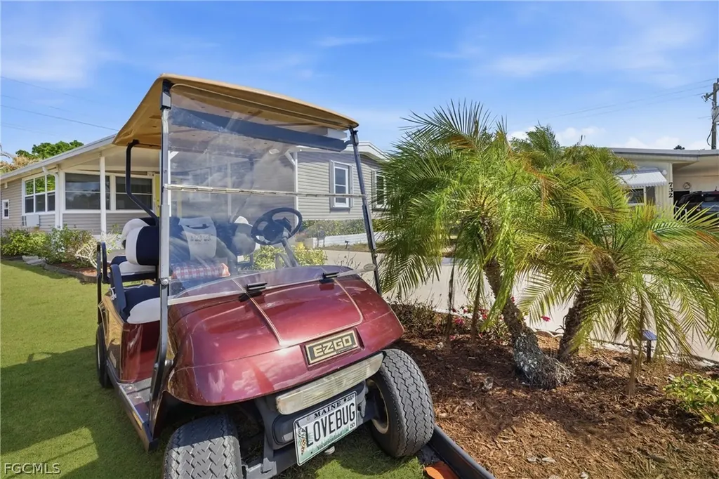 734 Knotty Pine Circle North Fort Myers FL 33917