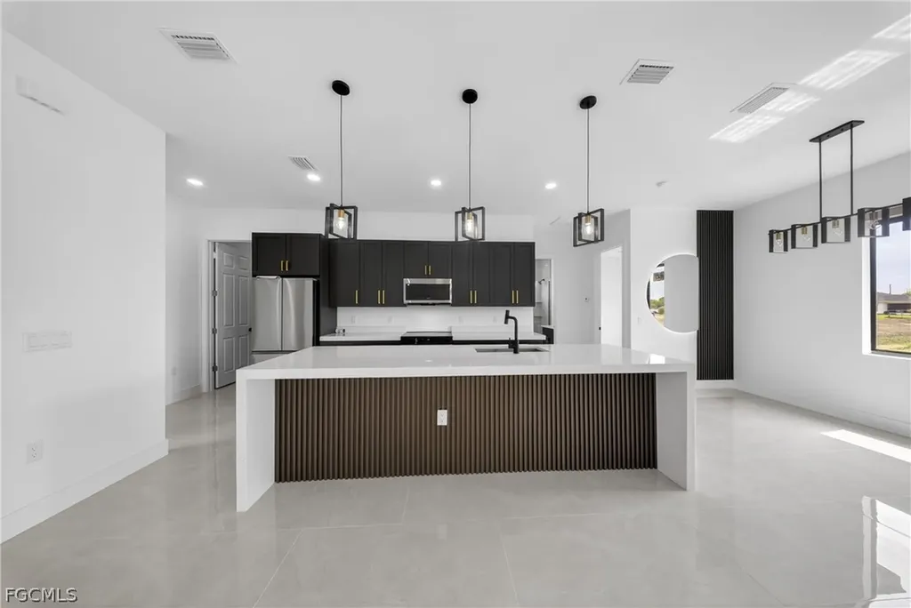 4103 10th Street W Lehigh Acres FL 33971