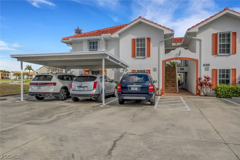 1018 SE 38th Street Cape Coral FL 33904