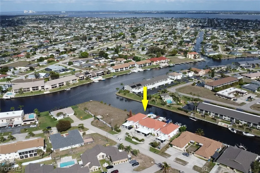 1018 SE 38th Street Cape Coral FL 33904