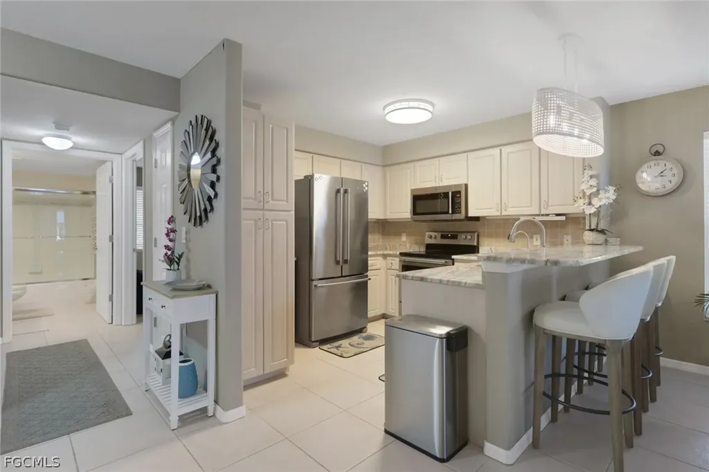 1018 SE 38th Street Cape Coral FL 33904