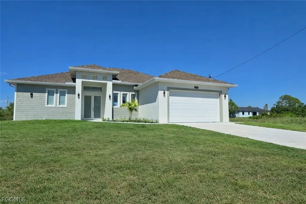 3718 8th Street SW Lehigh Acres FL 33976