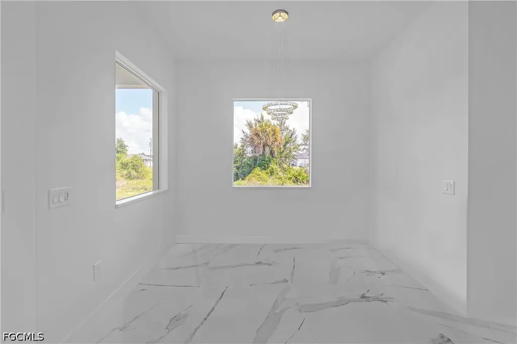 3718 8th Street SW Lehigh Acres FL 33976